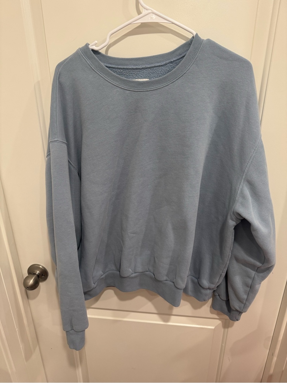 Abercrombie & Fitch Light Blue Crewneck Sweatshirt